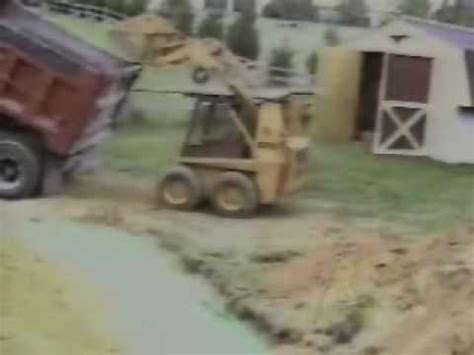 Skidsteer Accident ! Must watch 